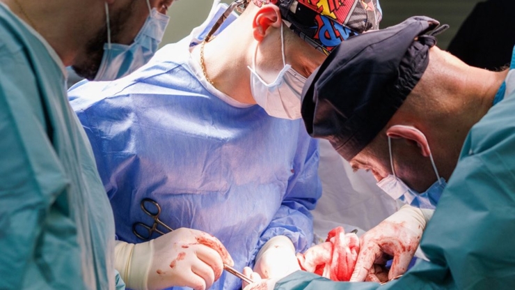 У Франківську пораненому захиснику відновили функцію кишечника