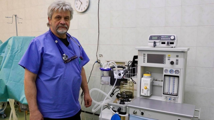 Коломийській лікарні придбали обладнання для малоінвазивних операцій