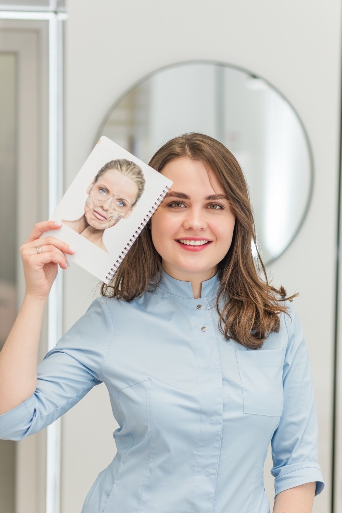 Як сучасна косметологія допомагає зберегти молодість: апаратні процедури для обличчя 2