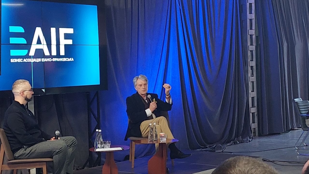 "Без патріотичного духу економічна модель не працює": у Франківську Віктор Ющенко зустрівся з бізнесменами  1