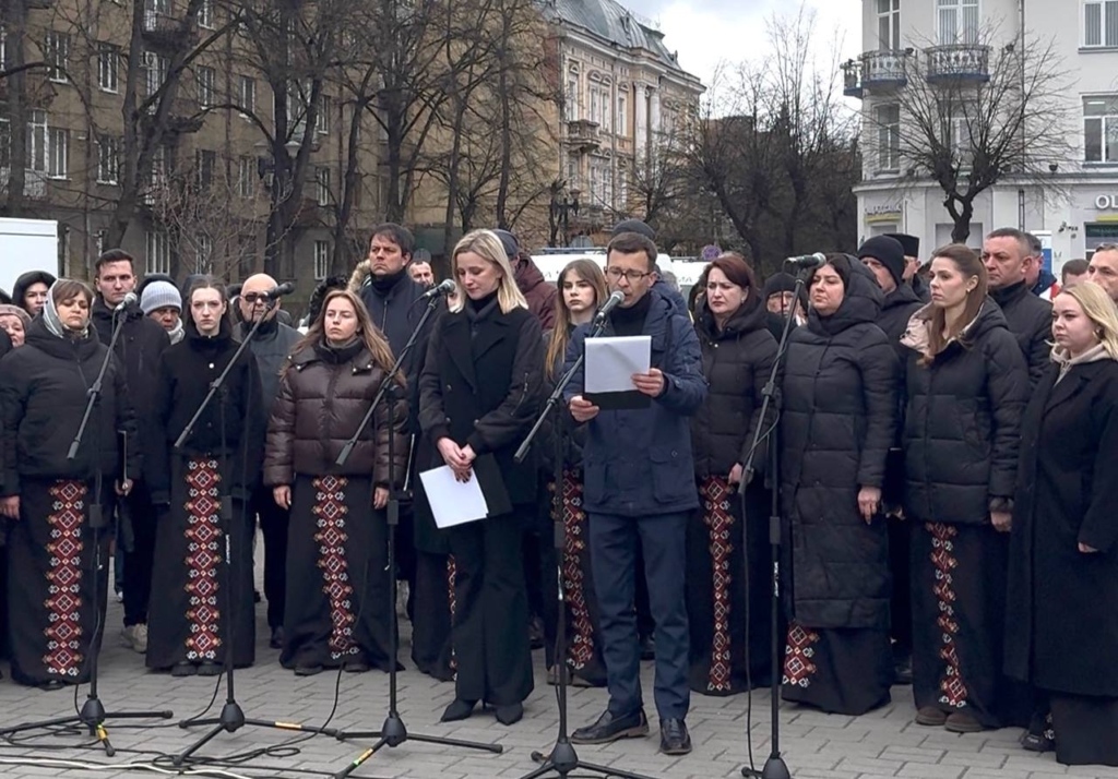 У Франківську відкрили другу чергу Алеї віри та надії. ФОТО 4