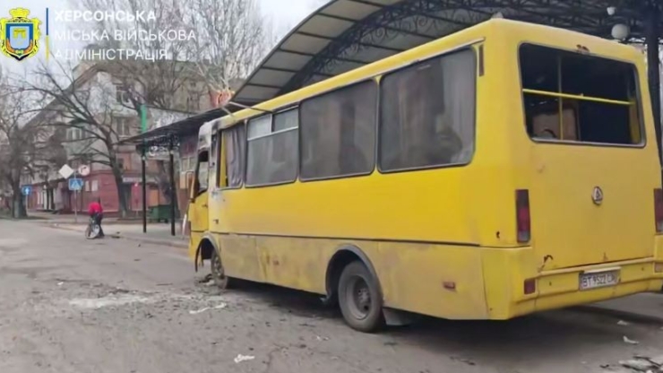 росіяни атакували маршрутку у Херсоні