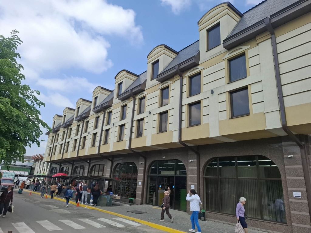 У Франківську торговий центр на Дністровській перетворять на City Mall. ФОТО 3