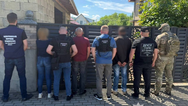Прикарпатець заплатив $7000 за фіктивний шлюб, щоб виїхати за кордон