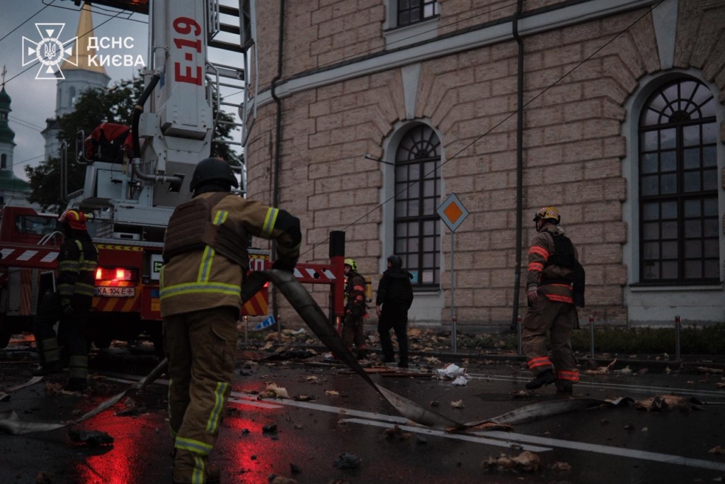 У Києві внаслідок масованої атаки рф загинуло п'ятеро людей, 30 постраждали. ОНОВЛЕНО 1