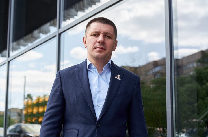 Прикарпатські нардепи розповіли, як голосуватимуть за декриміналізацію порно 2