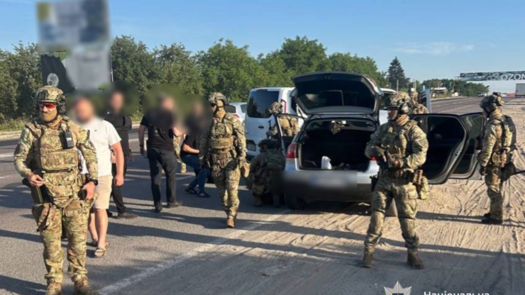 Поліція впіймала трьох злочинців, які жорстоко побити та обікрали мешканку Прикарпаття