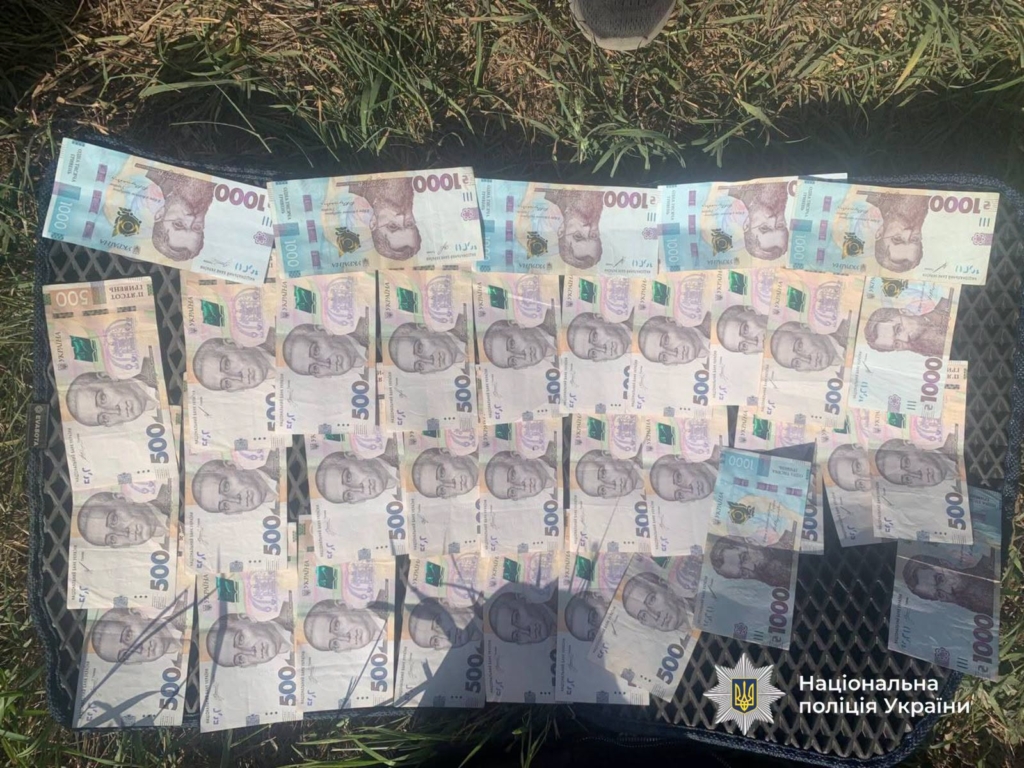 Поліція впіймала трьох злочинців, які жорстоко побили та пограбували прикарпатку 1