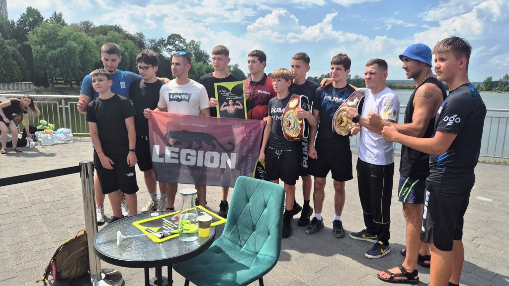 Берінчик привіз до Франківська чемпіонські пояси та провів відкрите тренування. ФОТО 9