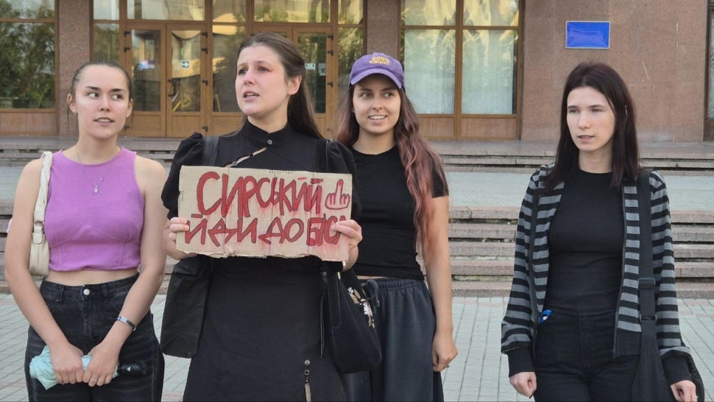 В Івано-Франківську продовжуються «Картонкові протести» (ФОТО) 4
