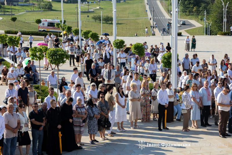 Блаженніший Святослав очолив Патріаршу прощу у Старуні 3