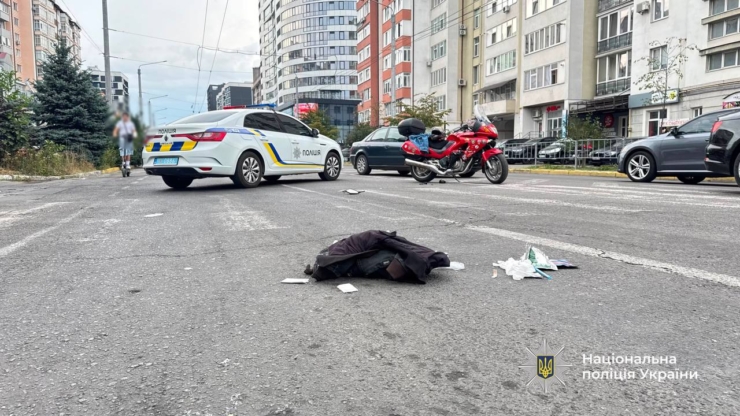 У Франківську в ДТП з двома мотоциклами травмувалася пішохідка