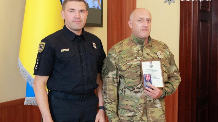 Прикарпатський поліцейський отримав відзнаку Головнокомандувача «За збережене життя»