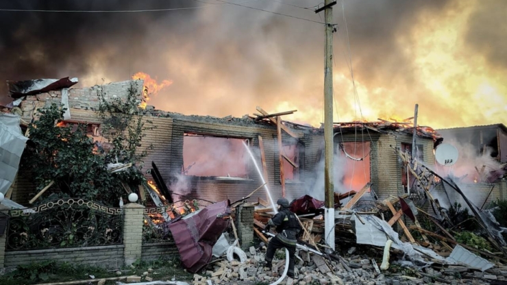 Дитина з мамою загинули внаслідок  подвійного удару рф на Сумщині