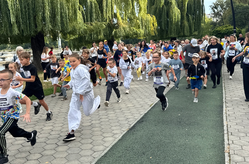 У Франківську в День пам’яті захисників провели патріотичний забіг 1