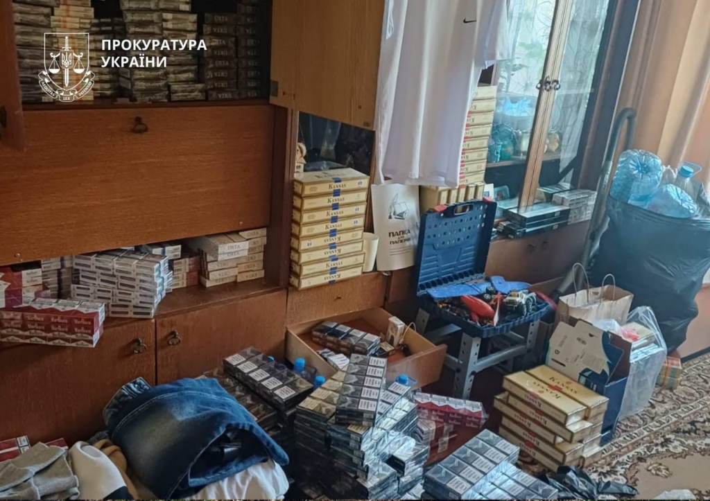 Калушанина підозрюють у незаконному продажі підакцизних товарів та зброї 1