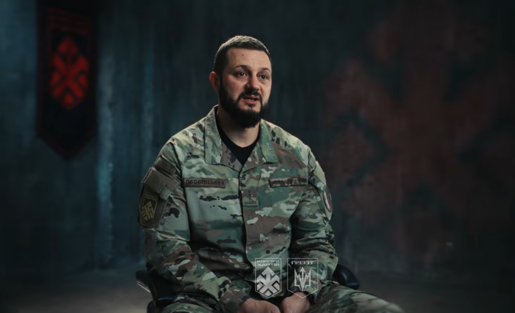Ігор (Корнет) Оболєнський, командир 2-го корпусу Національної гвардії України "Хартія", у документальному фільмі "Ґреґіт. Командир Чорного лісу".