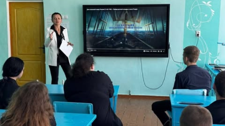 У Франківську за підтримку окупантів заочно засудили директорку школи з Херсонщини